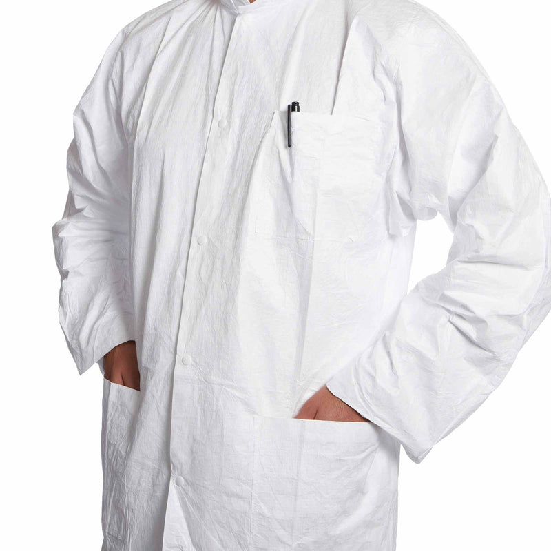 Einweg-Laborkittel Tyvek® 500 PL30 | mit Druckknöpfen & Taschen | Kategorie 3