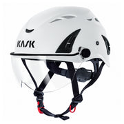 KASK V2 Plus mit klarer Scheibe am weissen Schutzhelm, Montagebeispiel